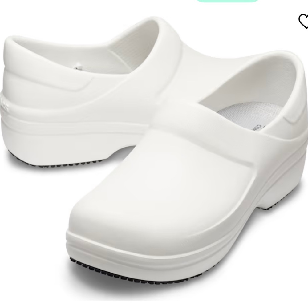 Crocs - Picture 2 of 5